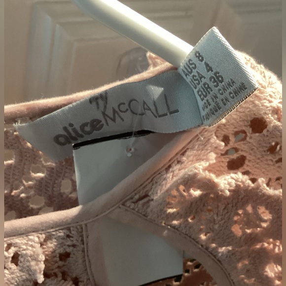 EUC Alice McCall pink lace/crotchet dress. Size 4. - Picture 4 of 5